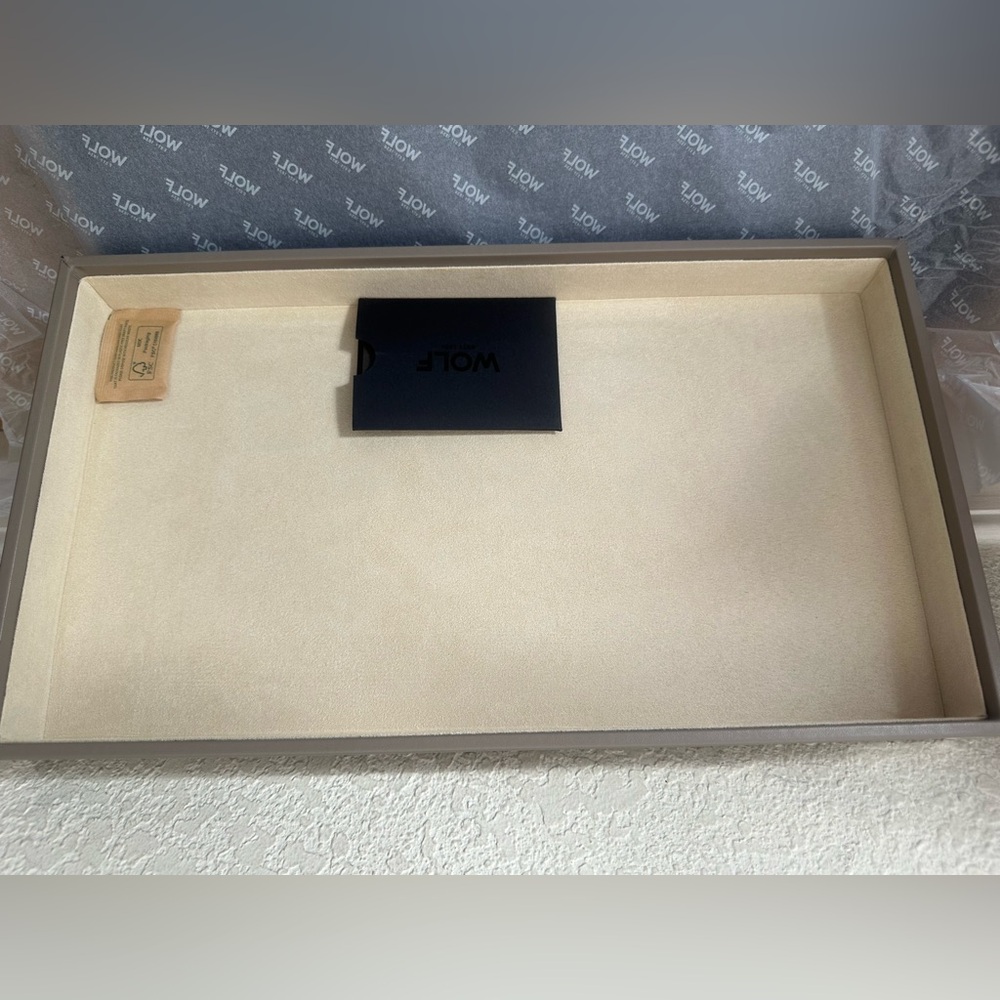 WOLF 1.5" Vault Standard Tray